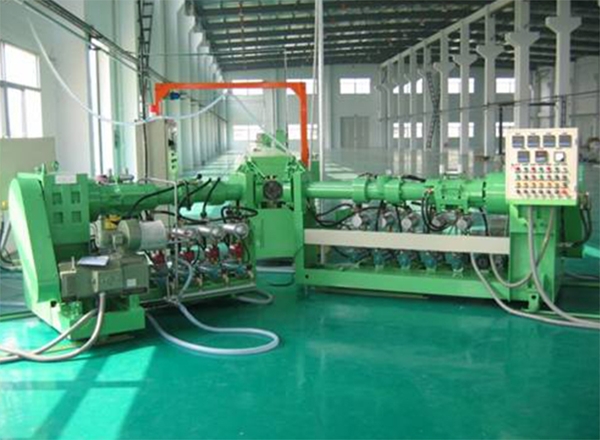 橡膠擠出機(jī)